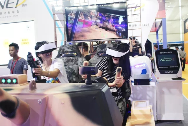如果玩VR也能铁血和帅气，那「雷霆突击」已经赢了 (2).jpg